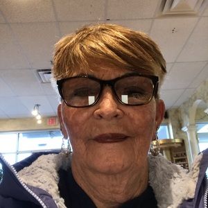 Meet your Posher, Donna